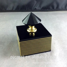 New Design Black Crystal Glass Perfume Bottle for Car PBM009